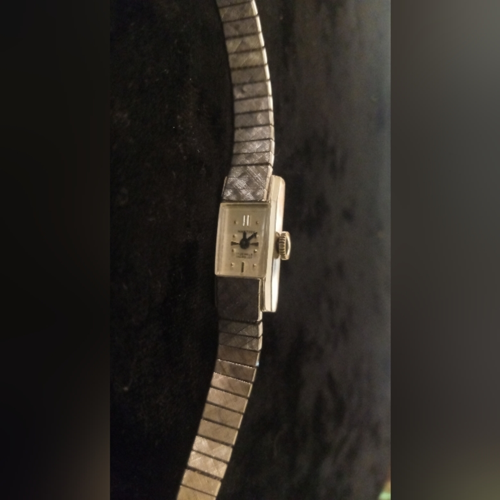 Vintage 10k rpg Nastrix 17 jewel incabloc woman's watch with swiss movement. - Picture 3 of 10